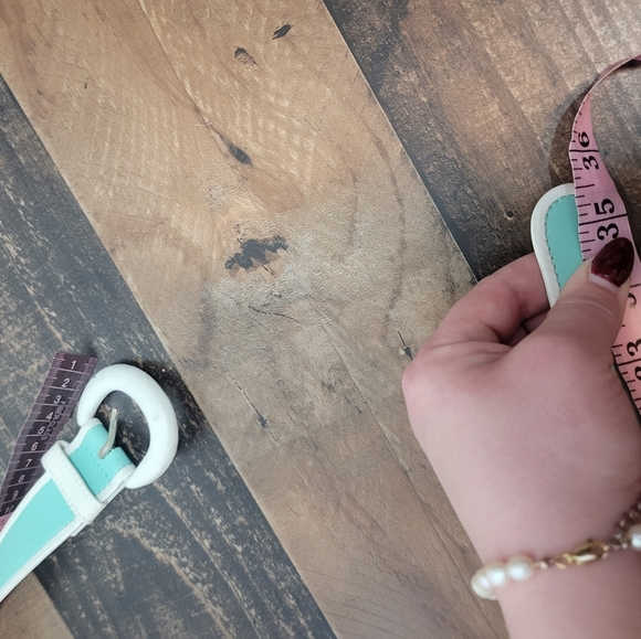 38 Escada Vintage Turquoise Belt Silver Seashell Studs Embellishments - Picture 2 of 8